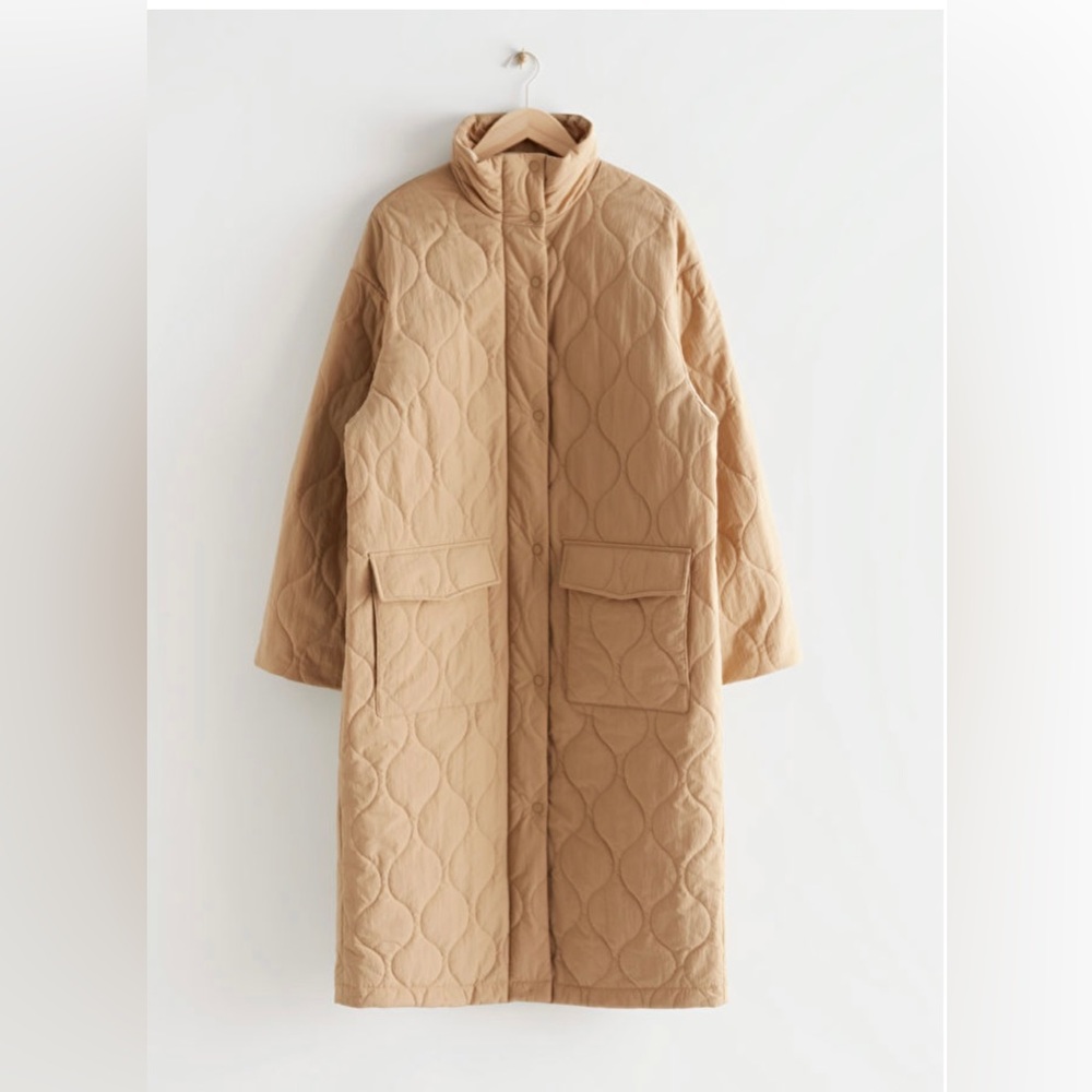Oversized quilted coat in camel
